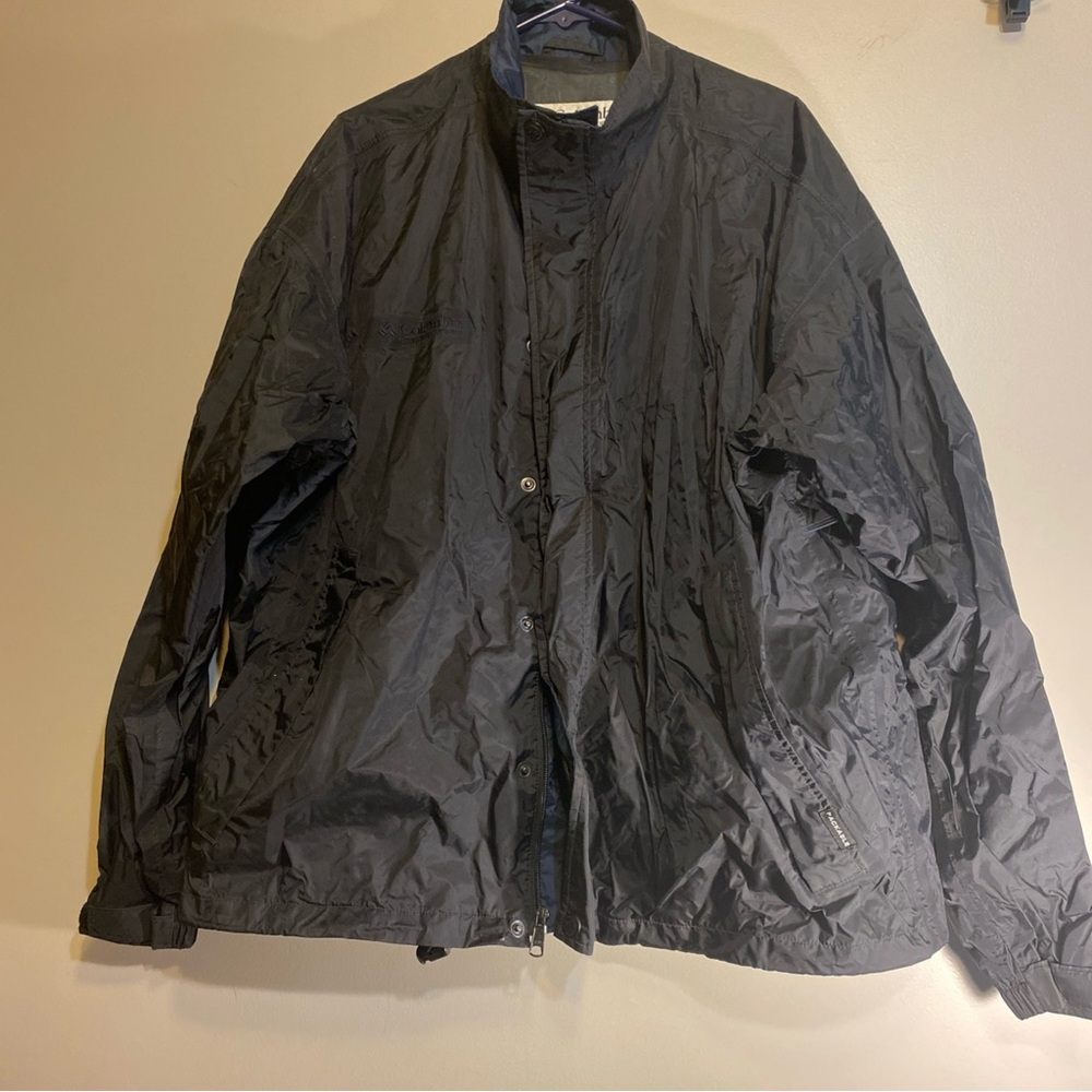 Columbia Mesh Lined Packable Men’s XL Windbreaker Raincoat Black‎ Zip/button